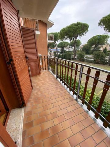 Cond Giardino Lägenhet Lignano Sabbiadoro Exteriör bild